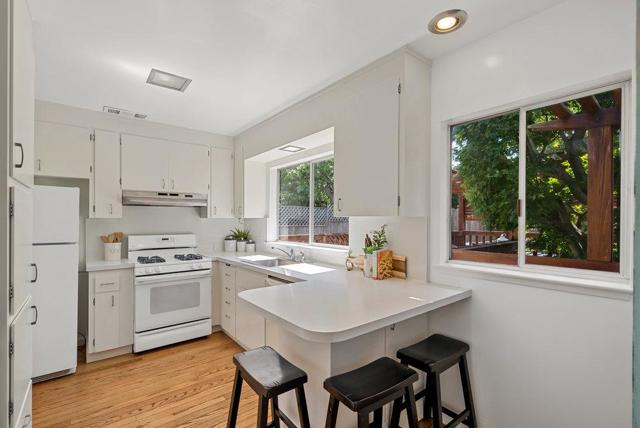 Image 20 of 60 For 3004 Del Monte Street