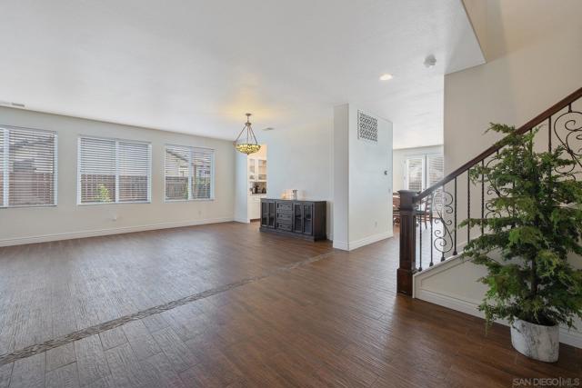 Image 8 of 69 For 2415 Oak Grove Ct