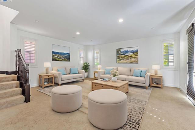 3579 Rimini Ln, Dublin CA: https://media.crmls.org/mediaz/8be0899a-90a9-4478-ac18-789733d18505.jpg