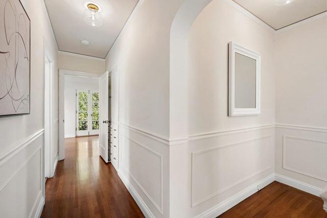 526 W Poplar Avenue, San Mateo CA: https://media.crmls.org/mediaz/8be0e73d-f6bb-4522-93aa-ba66dd9706c1.jpg