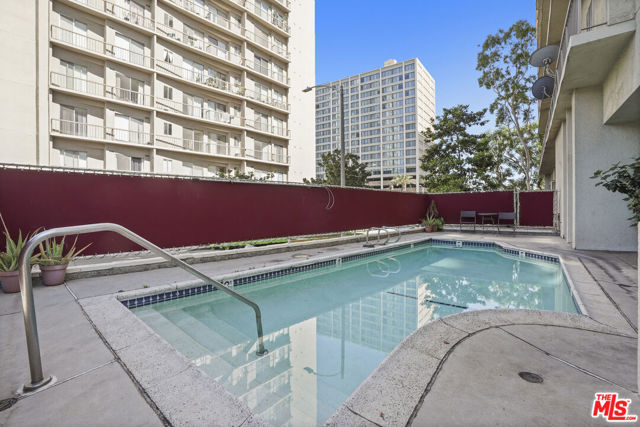 10751 Wilshire Boulevard, Los Angeles CA: https://media.crmls.org/mediaz/8be256e7-b1d7-495a-8fed-bf3ff475246d.jpg