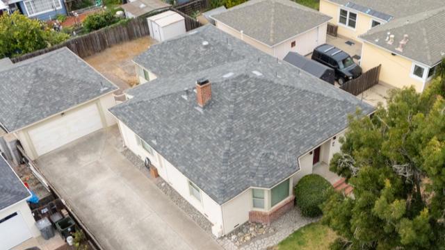 30 Catalina Avenue, Salinas CA: https://media.crmls.org/mediaz/8be29735-f37c-4dbd-846d-da283aa4276e.jpg