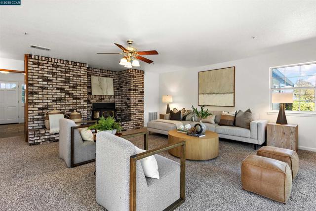 5435 Box R Ranch Rd, Vacaville CA: https://media.crmls.org/mediaz/8be45230-b491-4fd7-a60f-713c72ebcfbf.jpg