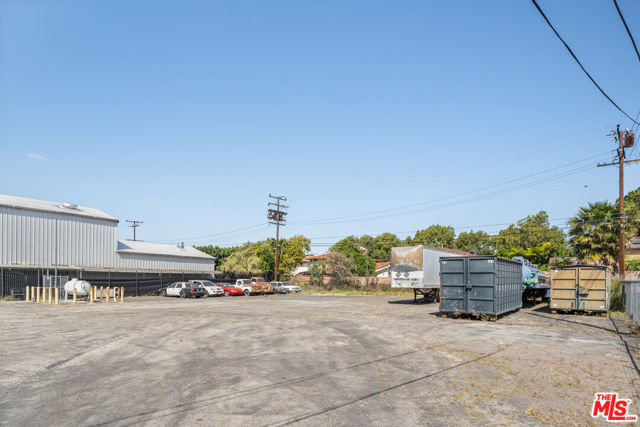 Image 30 of 37 For 3265 59th Street