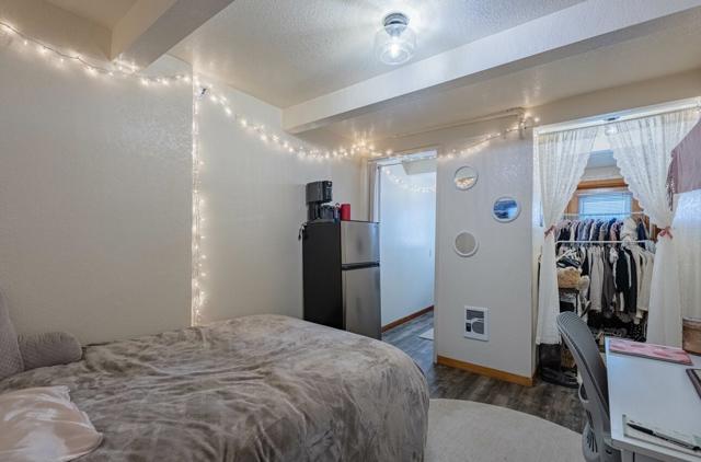 570572 Belden Street, Monterey CA: https://media.crmls.org/mediaz/8be5de79-c86e-4b4f-8a05-cded87610297.jpg