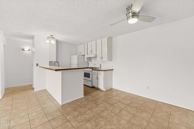Detail Gallery Image 6 of 32 For 15438 La Mirada Bld Hh208,  La Mirada,  CA 90638 - 1 Beds | 1 Baths
