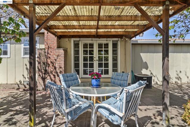 Image 34 of 46 For 35446 Cleremont Dr