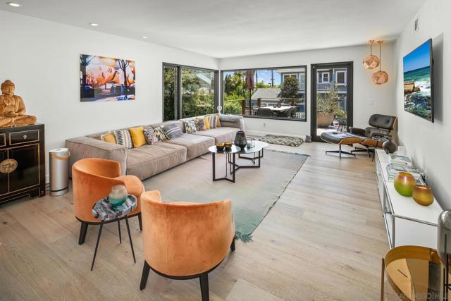 5341 Linda Way, La Jolla CA: https://media.crmls.org/mediaz/8be8ee2d-d910-4c2e-bf6d-546d268a2efe.jpg