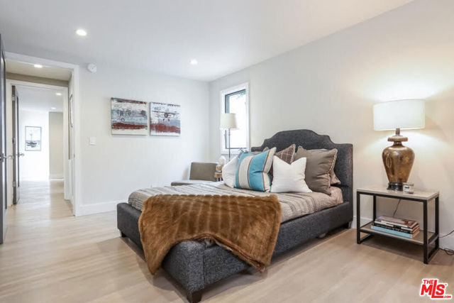 9016 Dicks Street, West Hollywood CA: https://media.crmls.org/mediaz/8be98c38-41df-46e5-976e-cf430154ab24.jpg