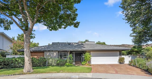 1641 Trafalgar Place, Westlake Village CA: https://media.crmls.org/mediaz/8be99644-9a51-44fb-8812-28b92b430f91.jpg
