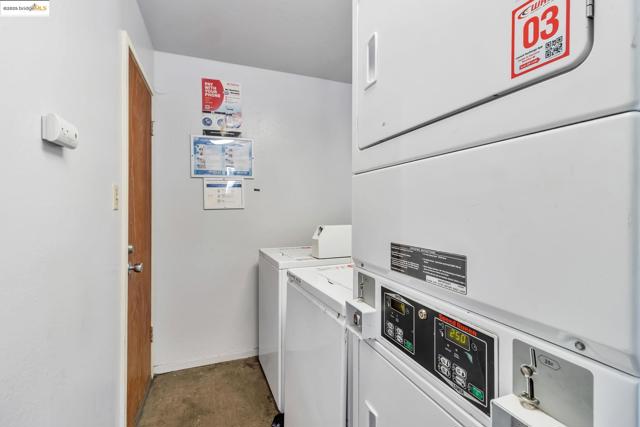 1626 Dwight Way, Berkeley CA: https://media.crmls.org/mediaz/8beb795f-e438-4dc6-a60d-b1c903c5fa26.jpg
