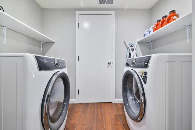 1001 Everglades Drive, Pacifica CA: https://media.crmls.org/mediaz/8bec0f80-3ced-4a8f-bde5-5ac818d17137.jpg
