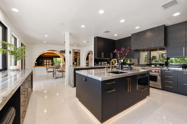 70663 Oroville Circle, Rancho Mirage CA: https://media.crmls.org/mediaz/8bed0194-eb42-433e-a836-46a5b7913ee4.jpg