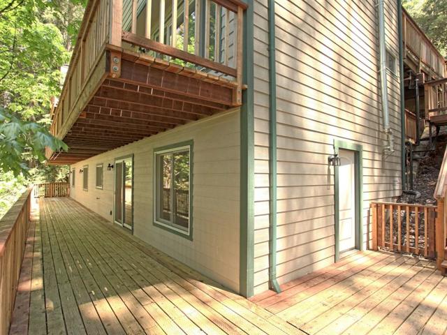 14750 Skyline Boulevard, Woodside CA: https://media.crmls.org/mediaz/8bed0654-a12d-419c-9972-dc6f488992e2.jpg