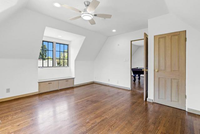 8 Los Laureles Avenue, Salinas CA: https://media.crmls.org/mediaz/8beddd8a-f2e0-4d4f-86d6-d10c7478276a.jpg