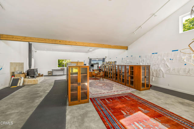 28651 S Highway 1, Point Arena CA: https://media.crmls.org/mediaz/8bee20d1-208a-4e56-ad93-f971ade1ec51.jpg