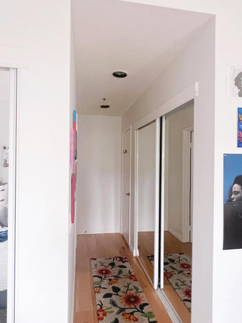 20371 Bluffside Circle, Huntington Beach CA: https://media.crmls.org/mediaz/8bef3a8b-a171-4b9a-bde0-02b952aa7e38.jpg