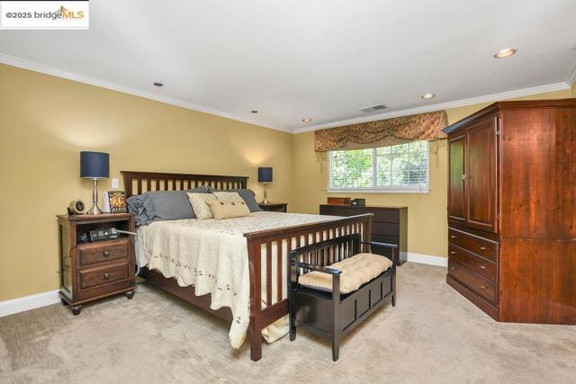 197 Branbury Dr, Campbell CA: https://media.crmls.org/mediaz/8bf0f5c0-a43a-4b00-bb18-e5366eacd24d.jpg