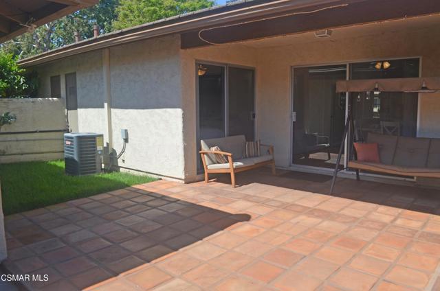 1149 Nottingwood Circle, Westlake Village CA: https://media.crmls.org/mediaz/8bf151c7-4119-40cd-b2d1-a83ecb954196.jpg