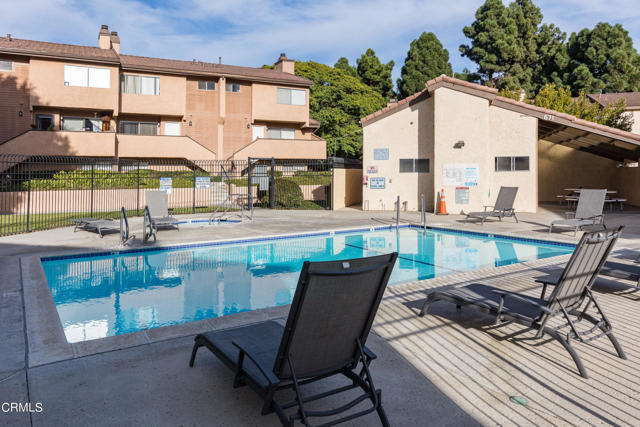 Detail Gallery Image 23 of 25 For 677 County Square Dr #59,  Ventura,  CA 93003 - 2 Beds | 2/1 Baths