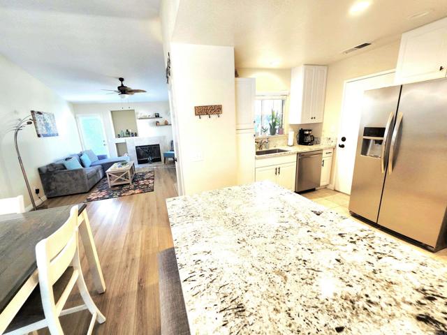 Detail Gallery Image 11 of 48 For 23800 Corte Picante, Murrieta,  CA 92562 - 2 Beds | 1/1 Baths