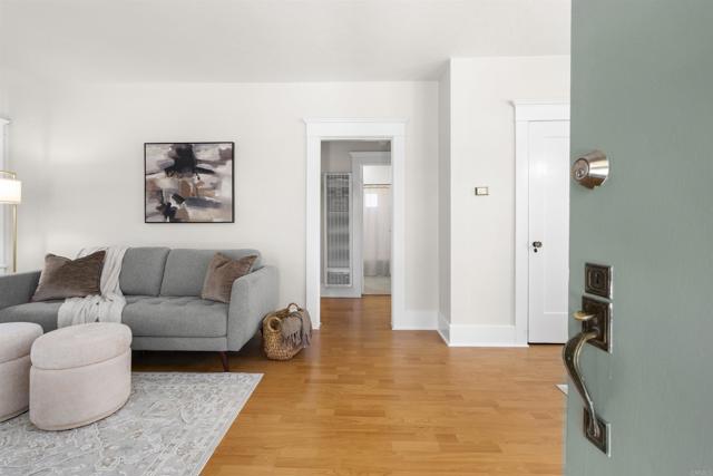 Detail Gallery Image 7 of 47 For 3536 Park Villa, San Diego,  CA 92104 - 2 Beds | 1 Baths