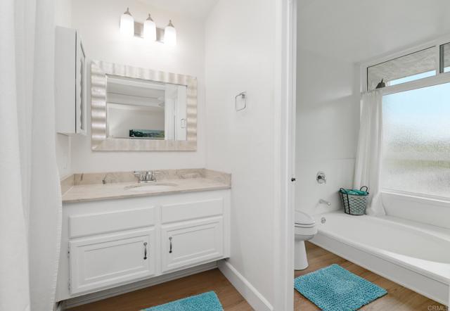 Detail Gallery Image 22 of 34 For 2323 Caringa Way #16,  Carlsbad,  CA 92009 - 2 Beds | 2 Baths