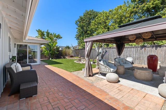 Detail Gallery Image 16 of 30 For 3298 Mercer Ln, San Diego,  CA 92122 - 3 Beds | 2 Baths