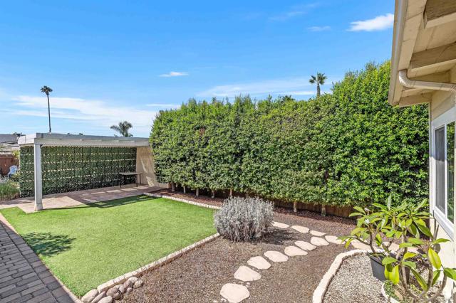 4730 Winona Ave, San Diego CA: https://media.crmls.org/mediaz/8bf30bdf-d343-497f-bf2d-356492c25b2a.jpg