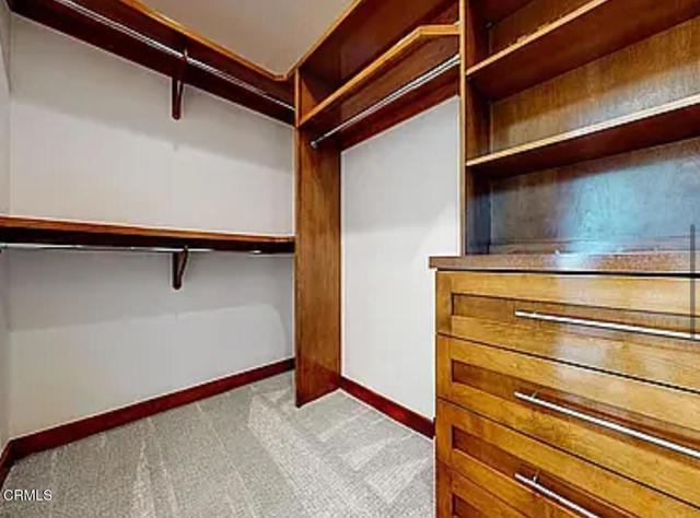 264 melrose Drive, Oxnard CA: https://media.crmls.org/mediaz/8bf44a10-a438-4dc8-bd61-c8972cfc29f6.jpg