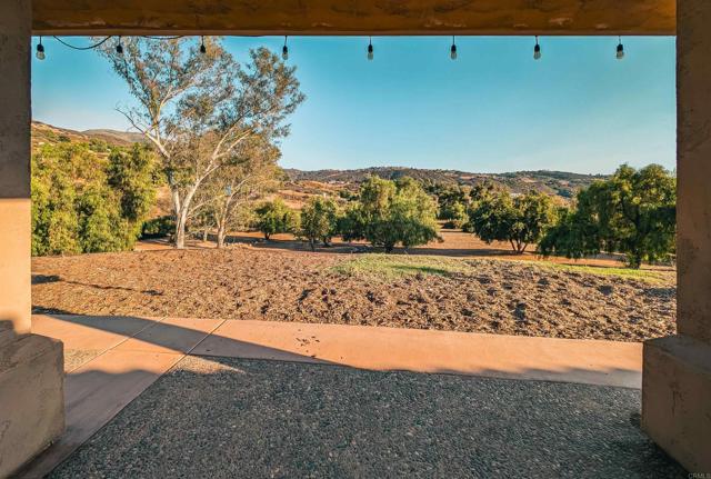 Image 72 of 75 For 9848 Vista Viejas
