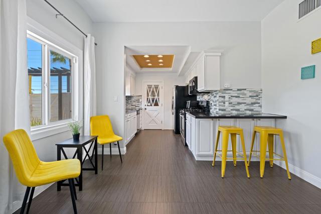 515 N Calle Marcus, Palm Springs CA: https://media.crmls.org/mediaz/8bf69561-2272-474e-b9ed-d4ba964df93b.jpg