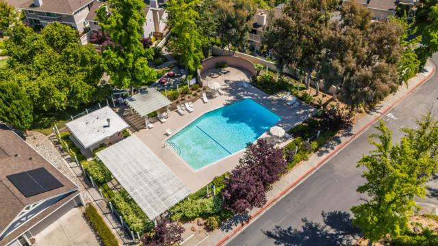 529 Adirondack Way, Walnut Creek CA: https://media.crmls.org/mediaz/8bf7c1f9-1957-47b4-a261-ea1c2b9ed073.jpg