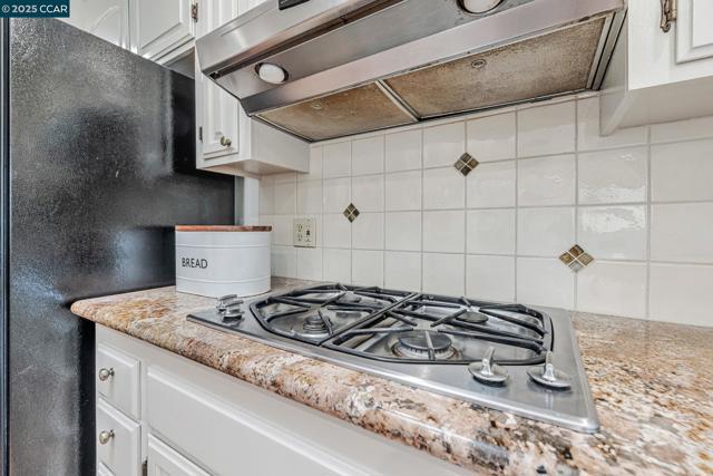 61 Alberta Ter, Walnut Creek CA: https://media.crmls.org/mediaz/8bf7d57f-7552-4902-9721-f11d9bb8f0e1.jpg