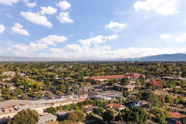 1284 Mandarin Drive, Sunnyvale CA: https://media.crmls.org/mediaz/8bf7e932-0add-463a-9df4-b4c302b73b75.jpg