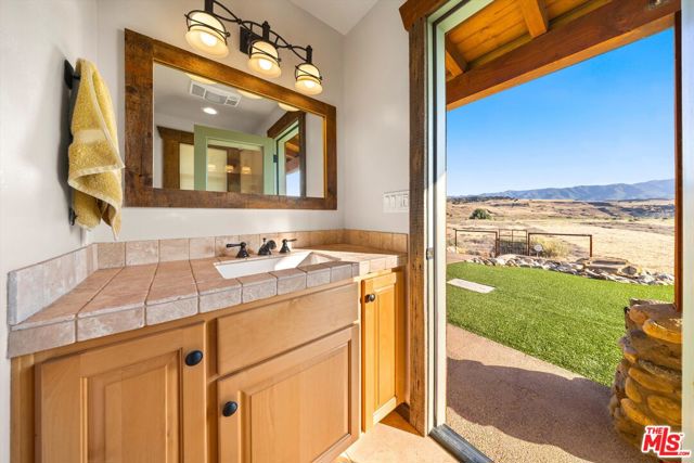13750 Cuyama Highway, Cuyama CA: https://media.crmls.org/mediaz/8bf8c1ca-ceb3-4970-9de1-a4476edae0ba.jpg