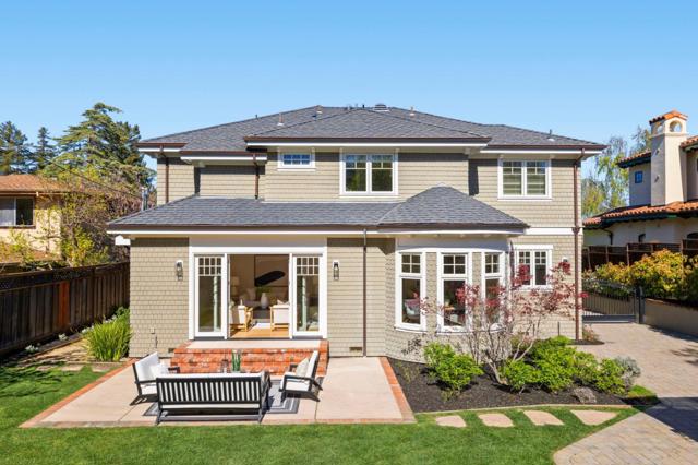 1425 Benito Avenue, Burlingame CA: https://media.crmls.org/mediaz/8bf92f9b-aa15-4424-b28a-817b28c521a0.jpg