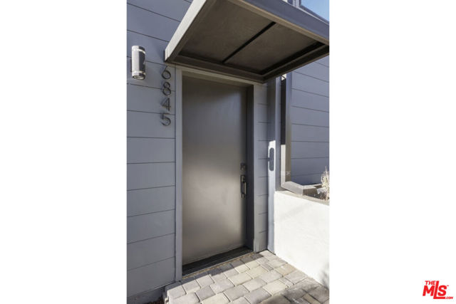 6048 E Burwood Avenue, Los Angeles CA: https://media.crmls.org/mediaz/8bf9b141-e8a6-4eea-9685-fe90f6797c04.jpg