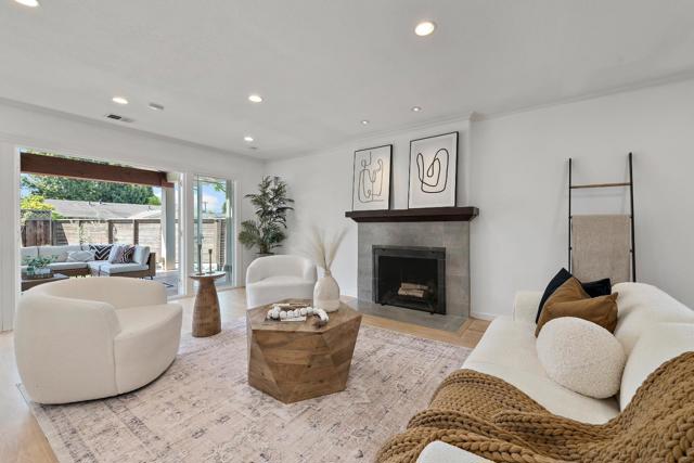 728 Glencoe Court, Sunnyvale CA: https://media.crmls.org/mediaz/8bfa4f61-bfa0-4c83-9ccf-47bc920d7585.jpg