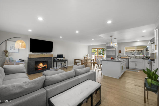 Detail Gallery Image 6 of 42 For 527 Keyser Rondo, Camarillo,  CA 93010 - 4 Beds | 2 Baths