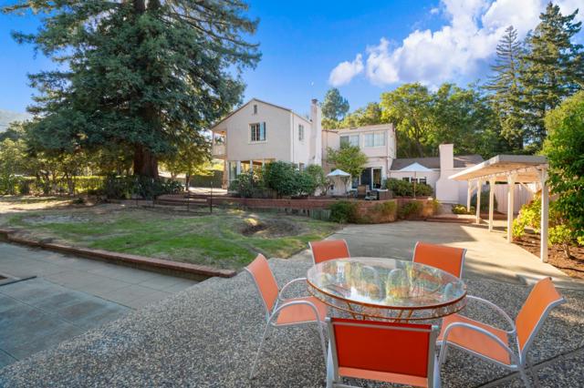 19605 Glen Una Drive, Saratoga CA: https://media.crmls.org/mediaz/8bfabb95-aaab-4601-a06a-ea016bea5dab.jpg