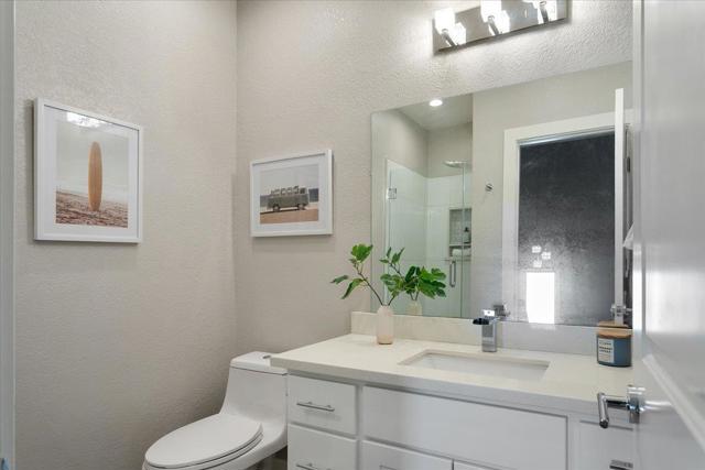181 Centre Street, Mountain View CA: https://media.crmls.org/mediaz/8bfac69c-2429-4468-b3c2-5837c8f25700.jpg