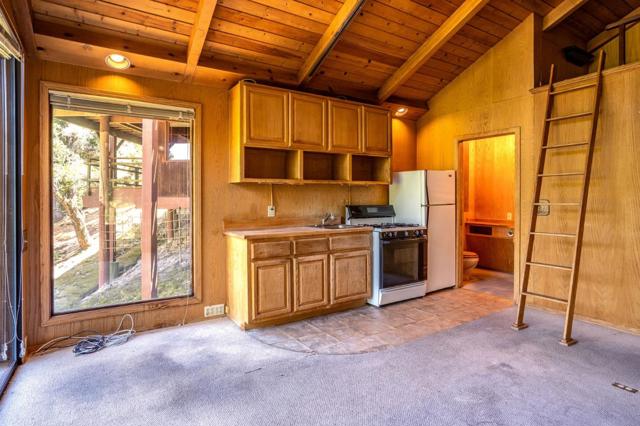 45 Ranch Road, Woodside CA: https://media.crmls.org/mediaz/8bfd0a6e-720f-4372-8b61-3bbe03d4b123.jpg