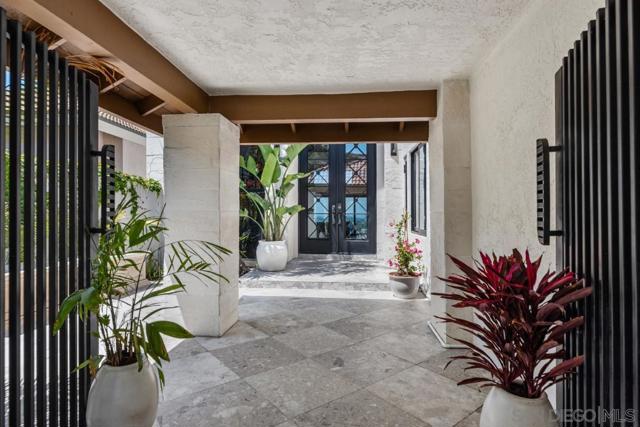 6675 Caminito Lindrick, La Jolla CA: https://media.crmls.org/mediaz/8bfd2565-b70d-437e-9865-428bb337131d.jpg
