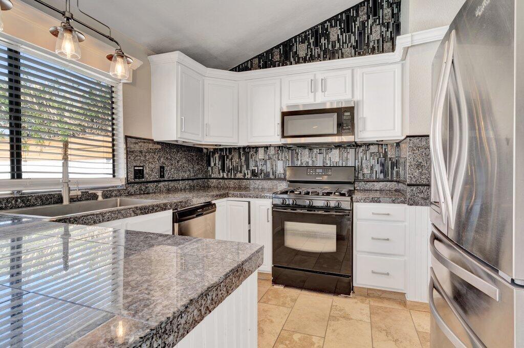 MLS #219138049DA image #8