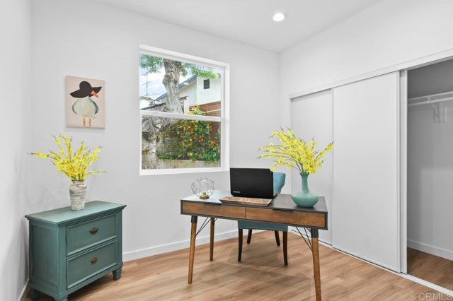 4055 Bernice Drive, San Diego CA: https://media.crmls.org/mediaz/8bfd874c-680f-42a4-a04c-98539e128602.jpg