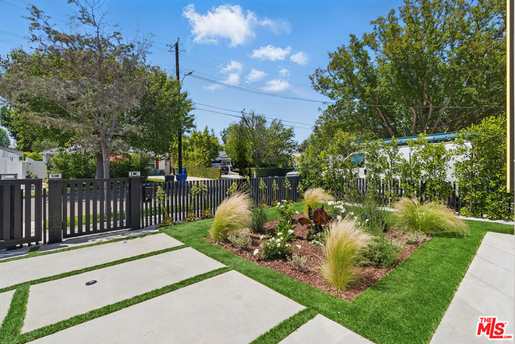 4906 Van Noord AvenueSherman Oaks image #2