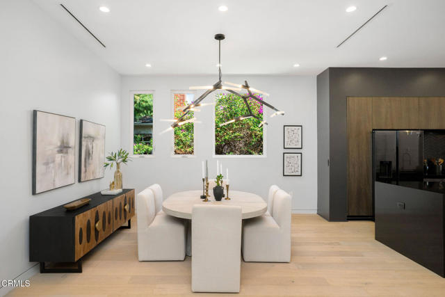 5622 Natick Avenue, Sherman Oaks CA: https://media.crmls.org/mediaz/8bfe6a43-1cd9-4a97-957c-a610372442db.jpg