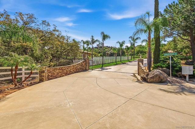 Image 1 of 48 For 2043 Camino De Reimitz