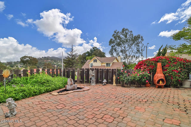 3616 Pebble Place, Newbury Park CA: https://media.crmls.org/mediaz/8c0026e0-2140-4d77-acad-ee52cd6d9c4d.jpg